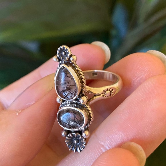 Black tourmaline in quartz sterling silver ring - Picture 4 of 4